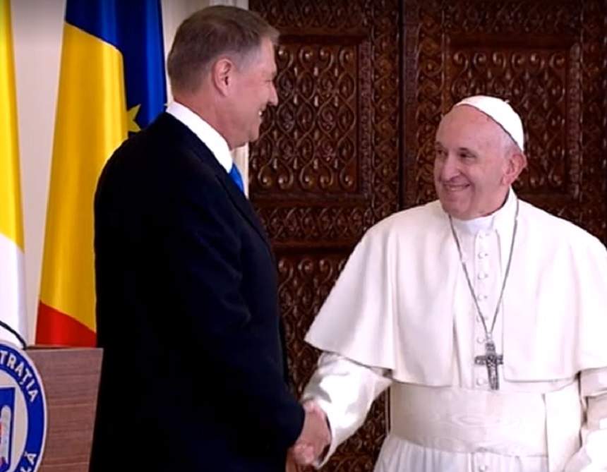 Mesajul Papei Francisc de la Palatul Cotroceni, la scurt timp de la sosirea pe meleaguri românești: „Vă încurajez să continuați munca”