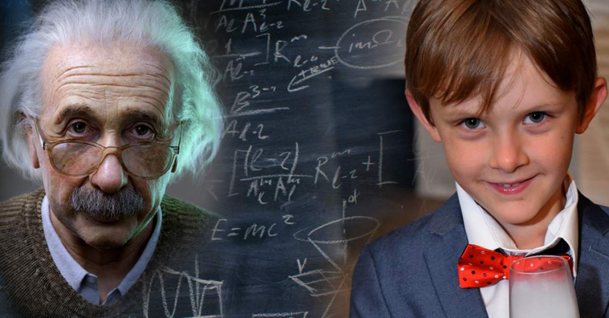 El este copilul din România care are IQ-ul lui Albert Einstein! La doi ani ştia alfabetul