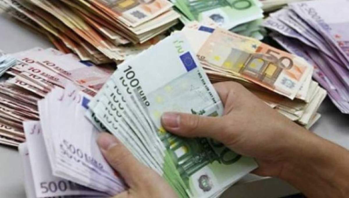 Curs valutar BNR azi, 6 mai: Euro și dolarul se prăbușesc, lira sterlină crește