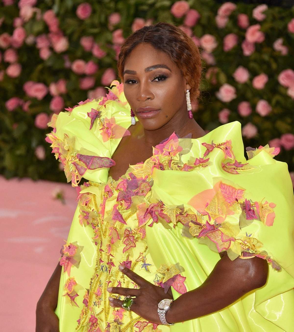 FOTO & VIDEO / Serena Williams și Maria Sharapova au făcut senzație la un eveniment monden! Cele două vedete ale tenisului au impresionat cu ținutele alese