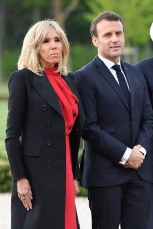Cum arată Brigitte Macron, soția cu 25 de ani mai bătrână a președintelui Emmanuel Macron