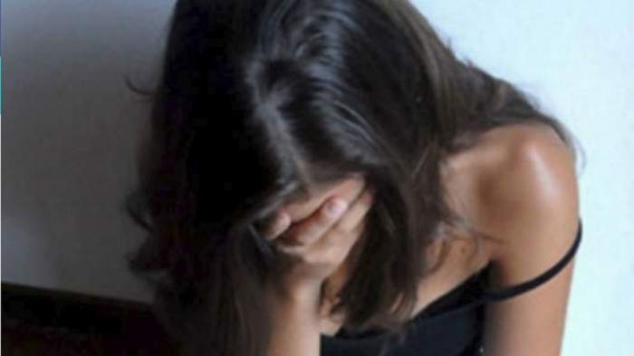 Coșmarul unei femei! A fost violată de un tânăr care o implora să îl ierte: „Nu mă pot abține”
