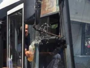 Un vatman din Bucureşti a aruncat cu suc într-un călător nemulţumit de căldura din tramvai. FOTO