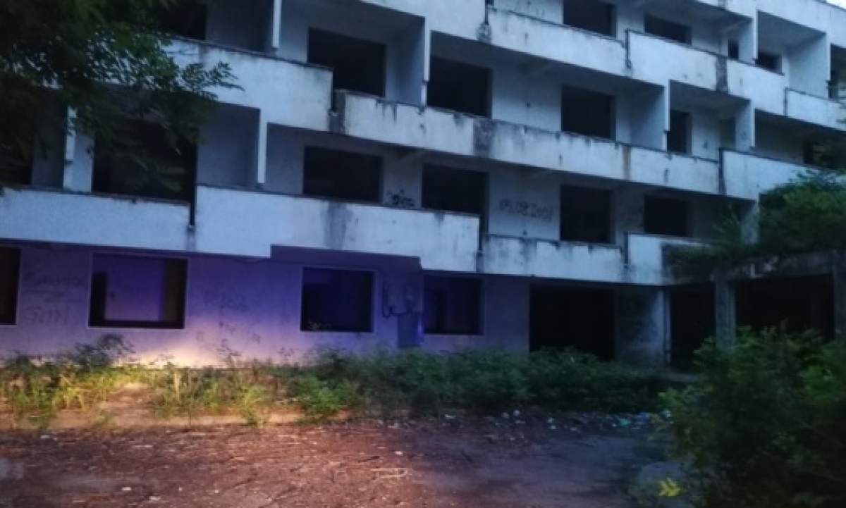 O adolescentă de 16 ani din Constanța s-a aruncat de la etajul 3 al unui hotel abandonat. De ce a recurs la acest gest