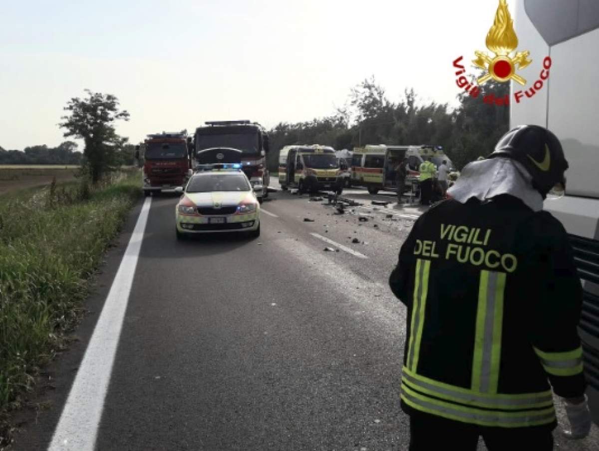 Accident cumplit în Italia! Tatăl și fiica, dintr-o familie de români, loviți mortal de un autocar