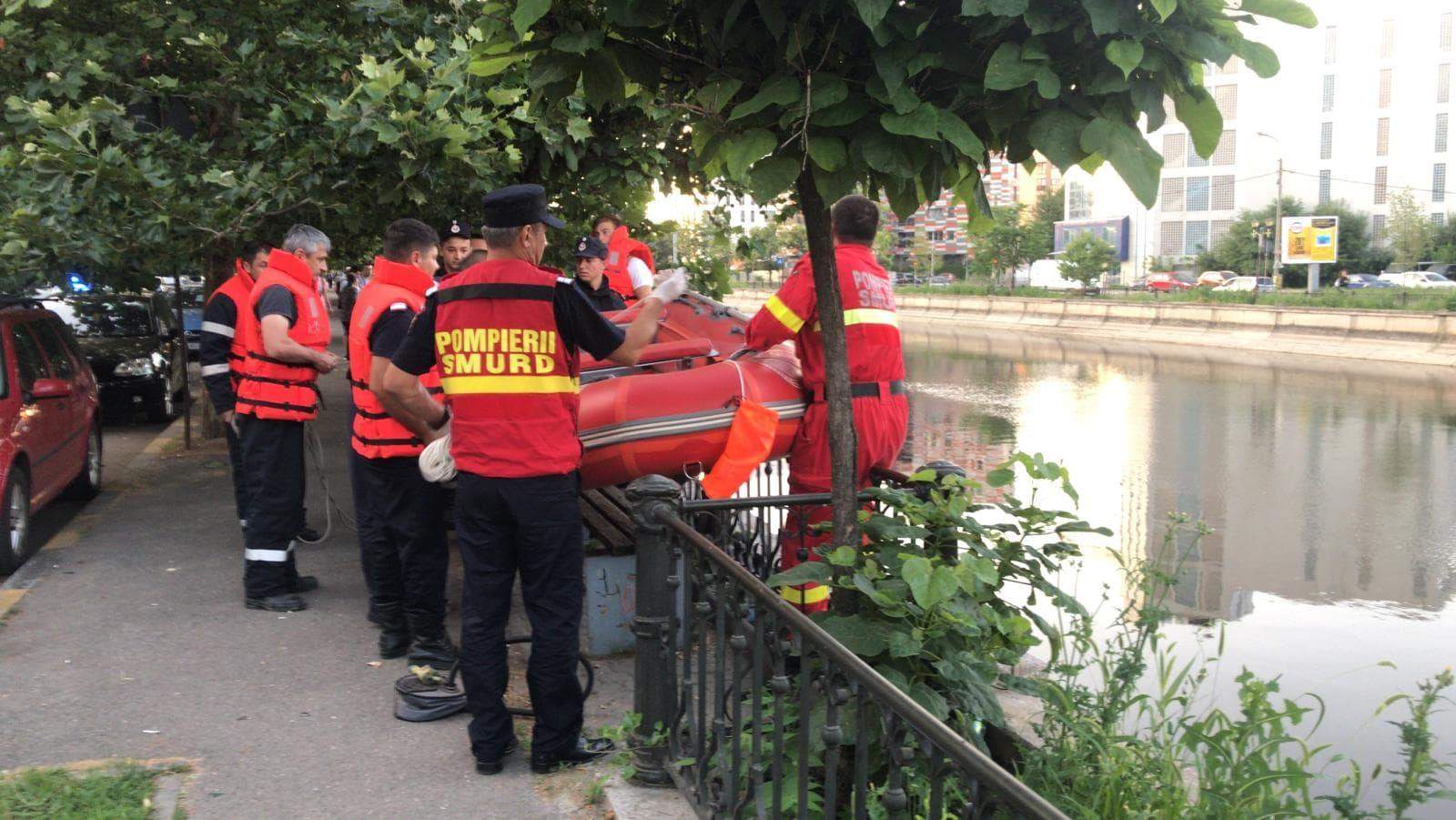 Tragedie în Capitală! Un tânăr de 25 de ani a murit înecat în râul Dâmbovița, după ce a salvat un puști