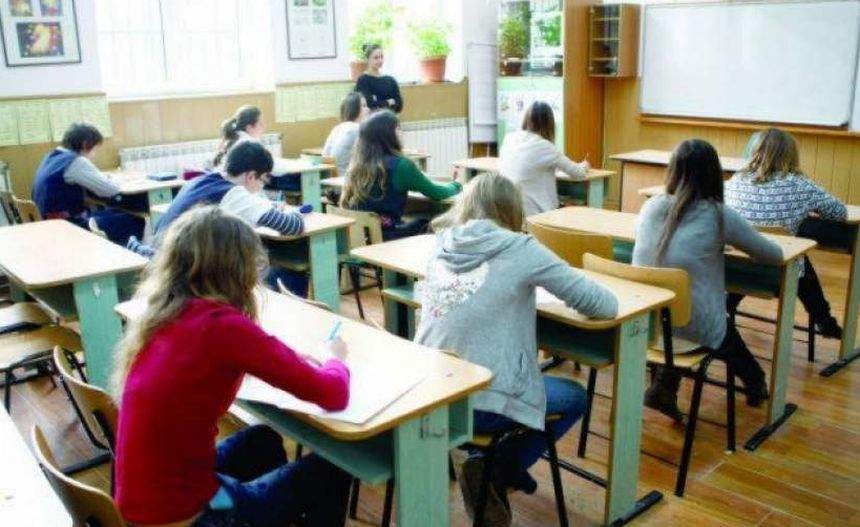 Iată ce subiecte au avut de rezolvat elevii, astăzi, la Evaluarea Naţionala - disciplina matematică!