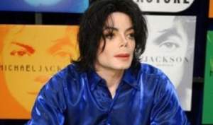 Bizar! Copiii lui Michael Jackson poartă la gât cenuşa artistului