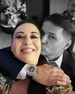 Oana Roman, sărutată de un bărbat celebru din showbiz. Toate femeile râvnesc la el