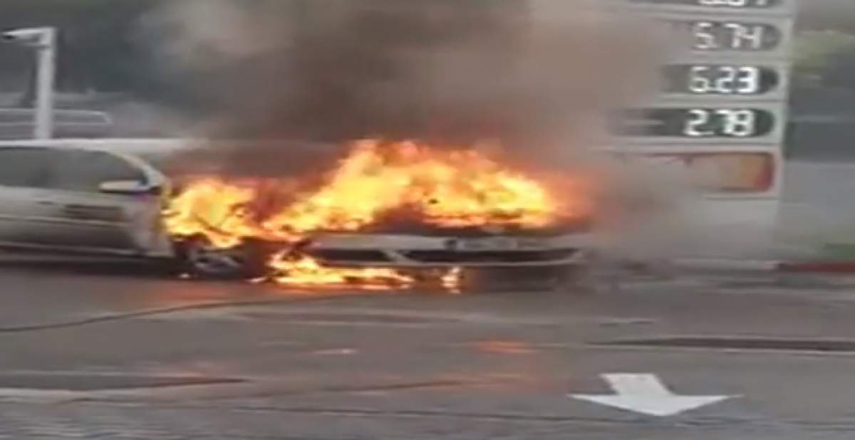 Mașină în flăcări, într-o benzinărie din Galați. Autoritățile au anunțat pericol de explozie