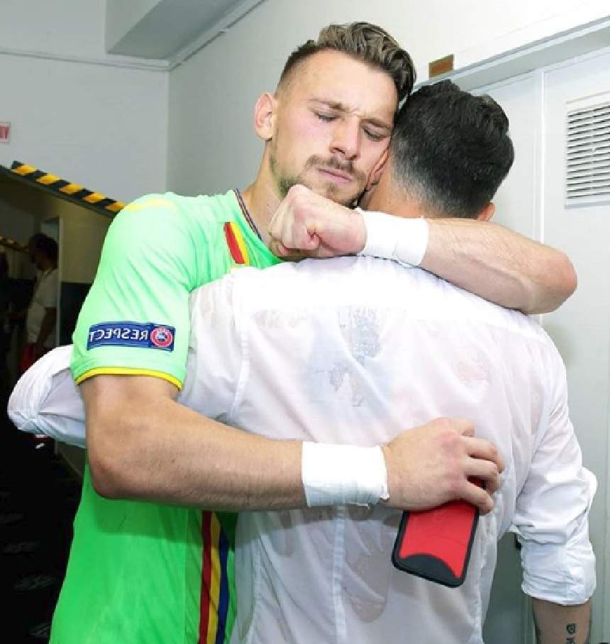 Mirel Rădoi și Andrei Ionuț Radu, fotografie emoționantă, după victoria în fața Angliei: „Unde nu ajung picioarele ajunge inima!”