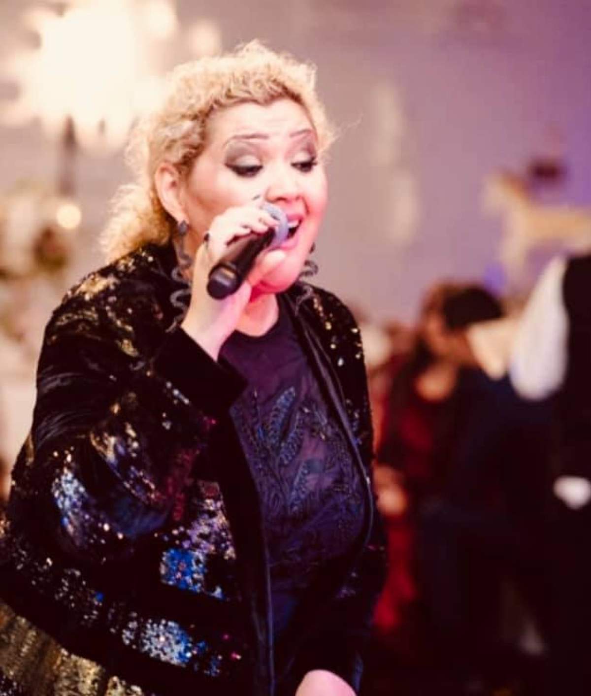 Minodora are buzunarele grele! Câți bani câștigă, de fapt, îndrăgita cântăreață