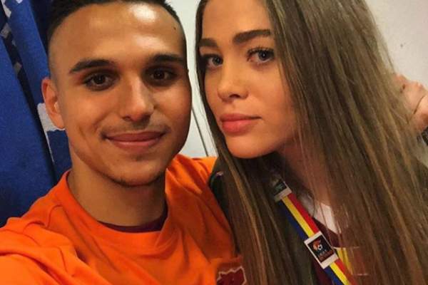 Cum arată iubita lui Cristi Manea, după ce a fost bătută pe stadion. Tânăra s-a ales cu două copci / FOTO