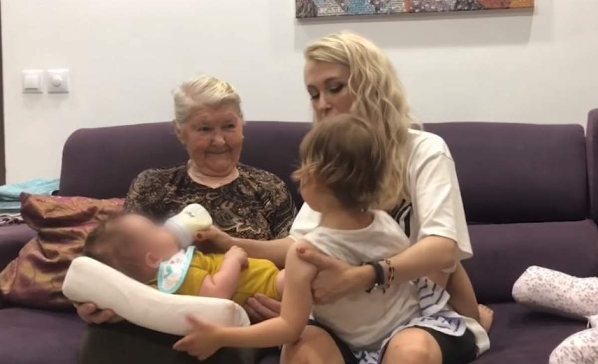 Întâlnire emoţionantă între micuţa Clara şi bunica Andreei Bălan. Artista este copleşită de emoţie / VIDEO