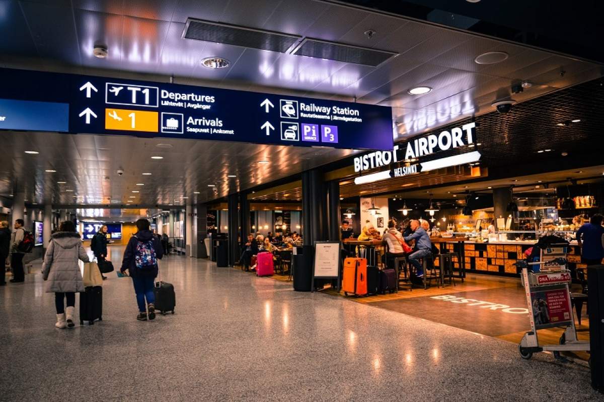 Zeci de copii români sunt blocaţi în aeroporturile din Doha, Tokyo şi Milano! Organizatorii taberelor nu le-ar fi cumpărat biletele de întors