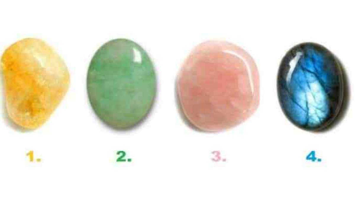 TEST: Alege un cristal și află ce trebuie să faci, ca să-ți meargă bine în viitor!