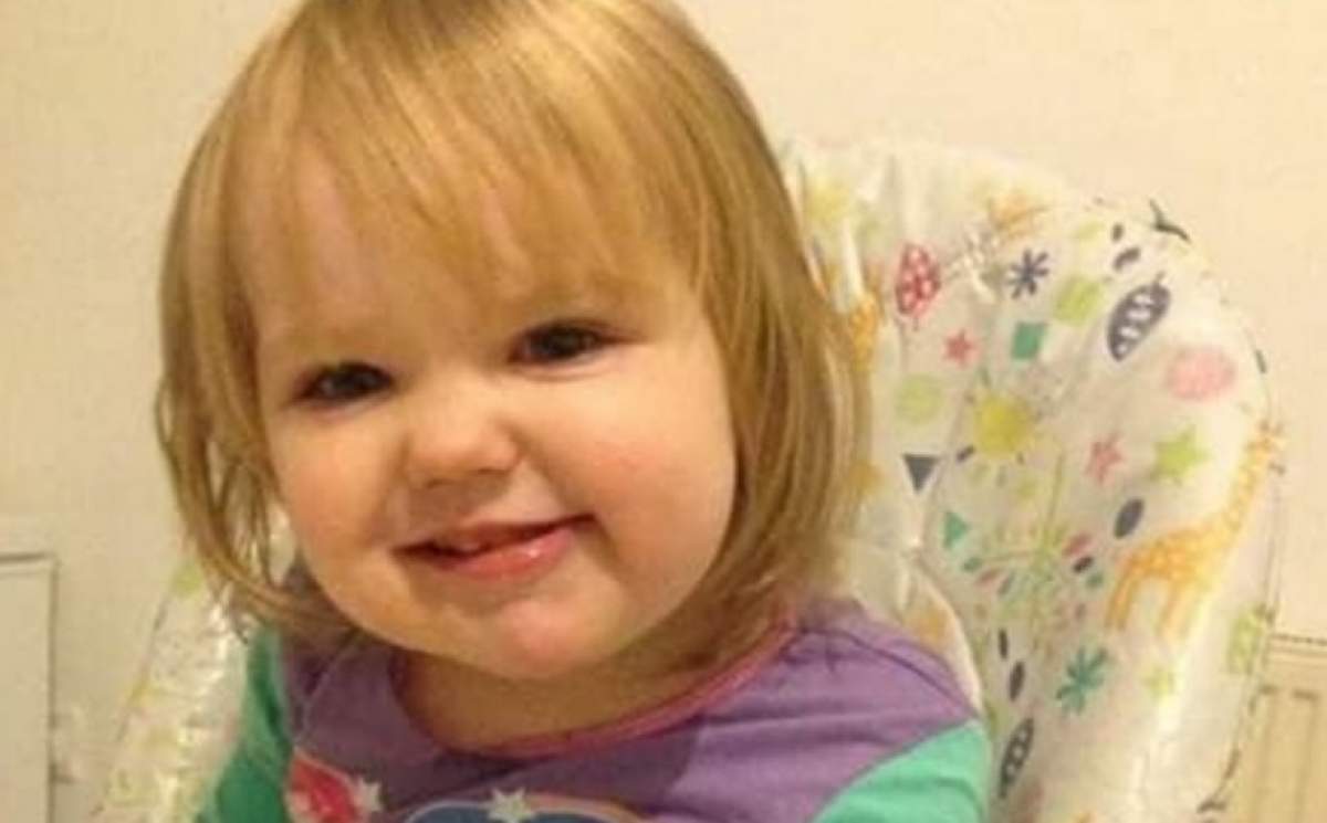 O fetiță de doi ani, moartă, după ce s-a spânzurat accidental. Cum s-a petrecut tragedia