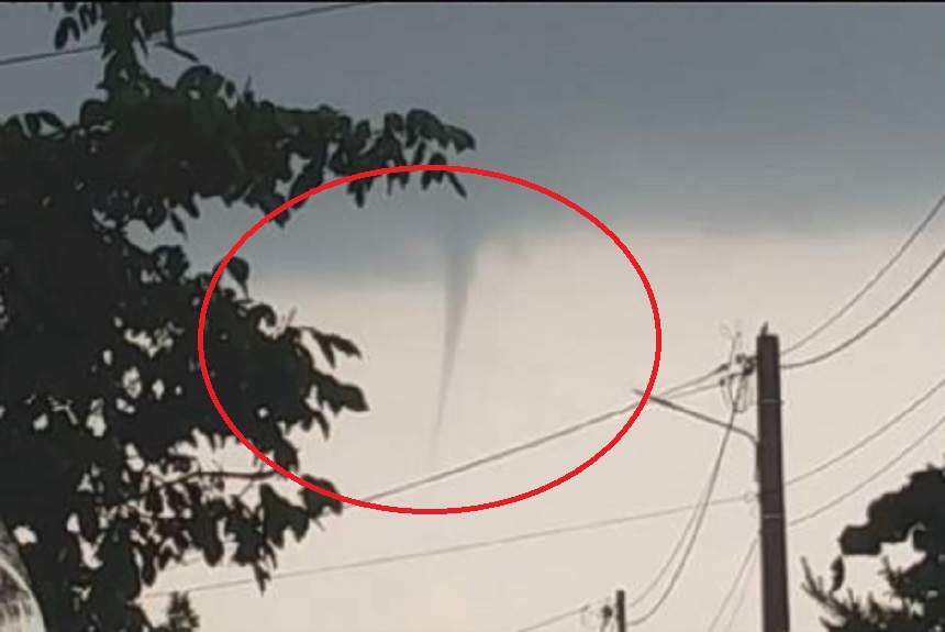 Fenomene meteo extreme în Brăila, Brașov, Galați și Arad. Au fost filmate tornade spectaculoase!