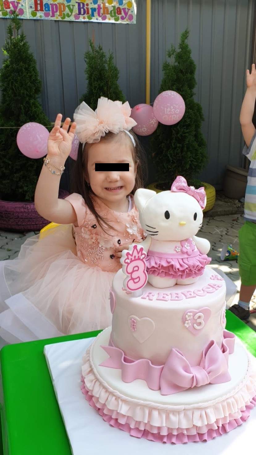 Sărbătoare mare în familia Andreei Tonciu! Se lasă cu o petrecere de neuitat. FOTO