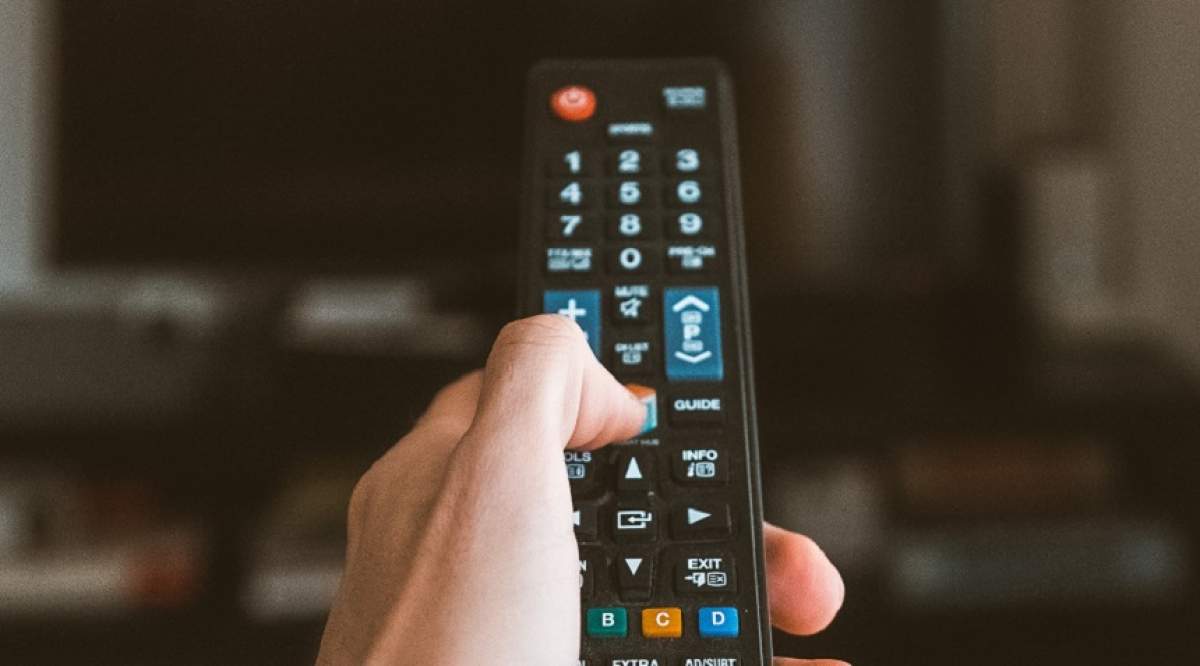 Tânără de 22 de ani, ucisă de un vecin pentru că a refuzat să schimbe canalul la TV