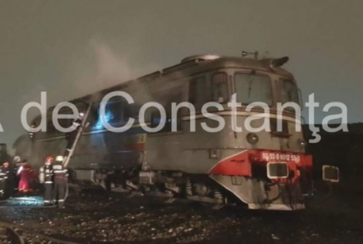 Accident feroviar în Constanţa! Locomotiva unui tren cu 40 de vagoane a deraiat
