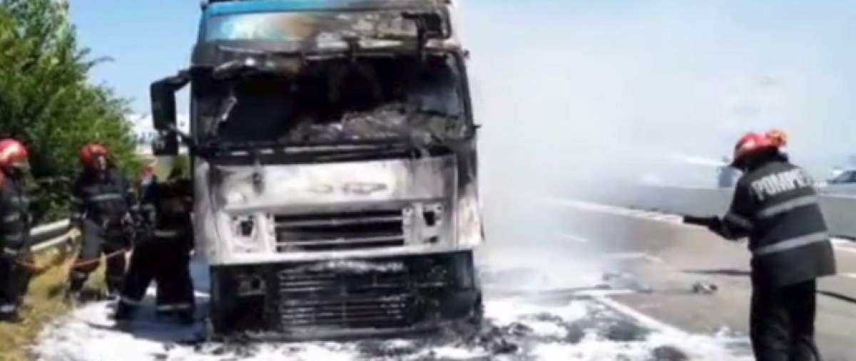 Accident îngrozitor în Ploiești! Un TIR încărcat cu apă plată a luat foc