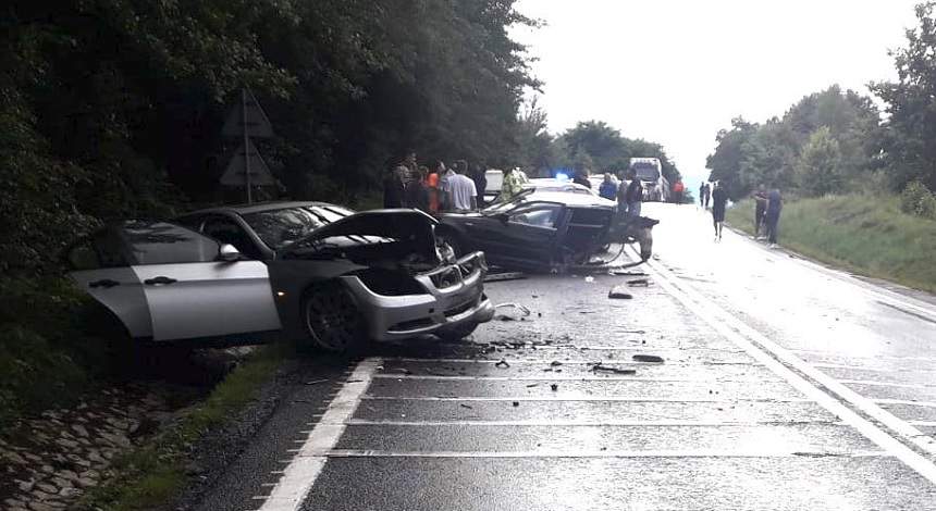 Accident foarte grav în Sibiu! Un tânăr şi-a pierdut viaţa