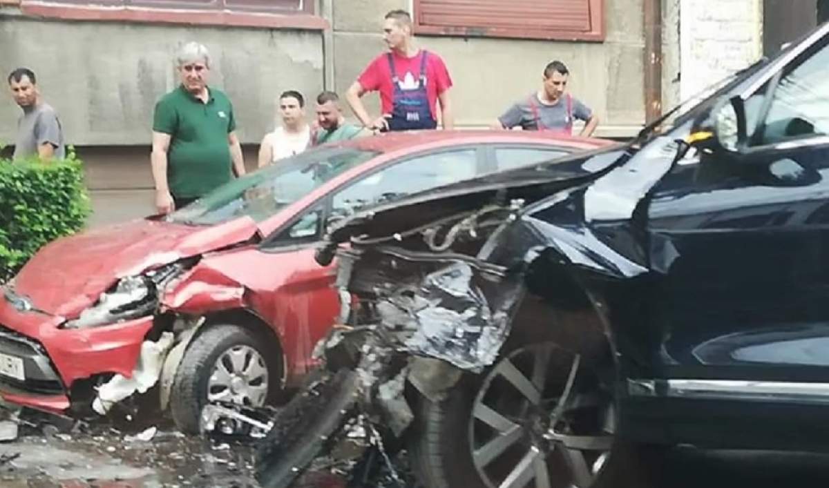 Ministrul Răzvan Cuc, implicat în accident rutier, în Bucureşti
