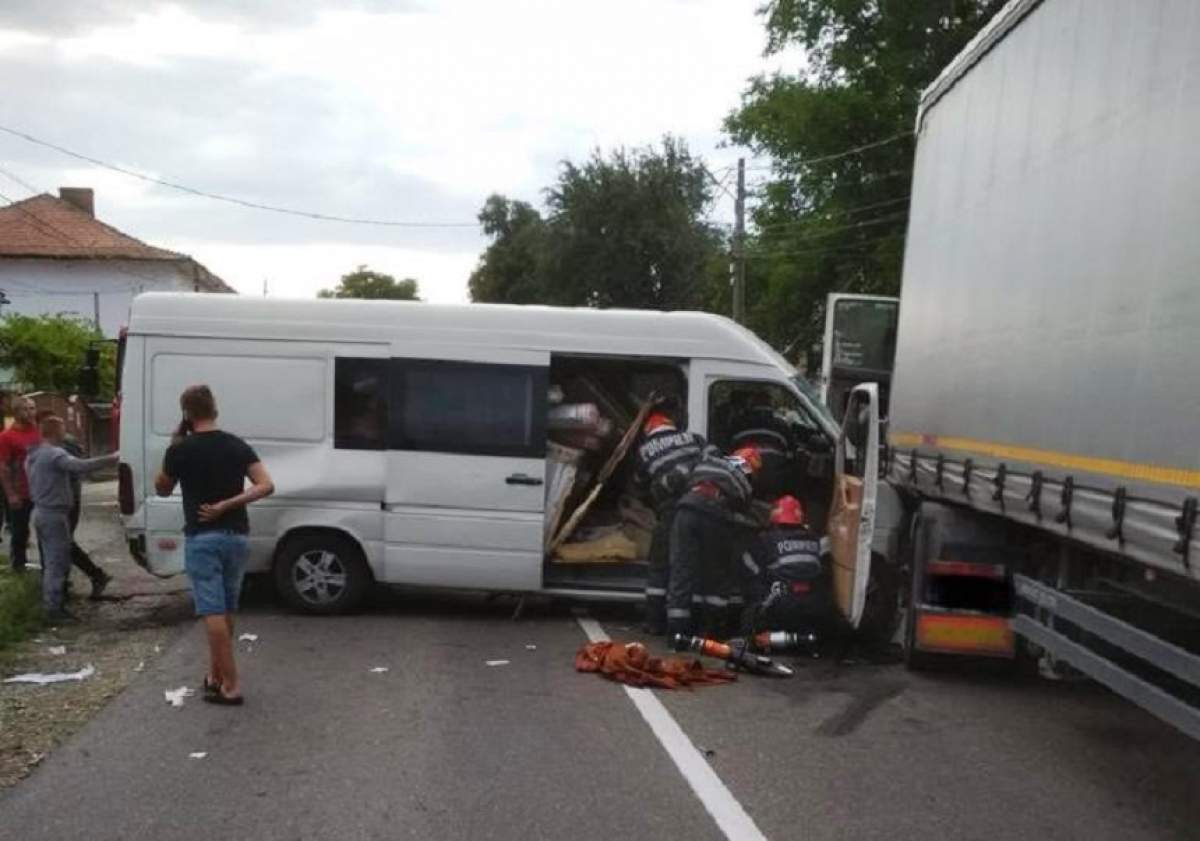 Accident cu cinci răniţi, în Piatra Neamţ! Unul dintre şoferi nu avea permis corespunzător