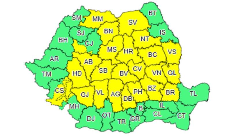 Furtuni puternice în unele zone, caniculă în altele! Anunţ din partea meteorologilor