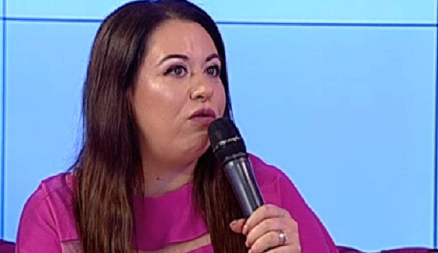 Oana Roman răspunde, după ce a fost acuzată că îşi editează fotografiile: "Am alte preocupări în viaţă". VIDEO