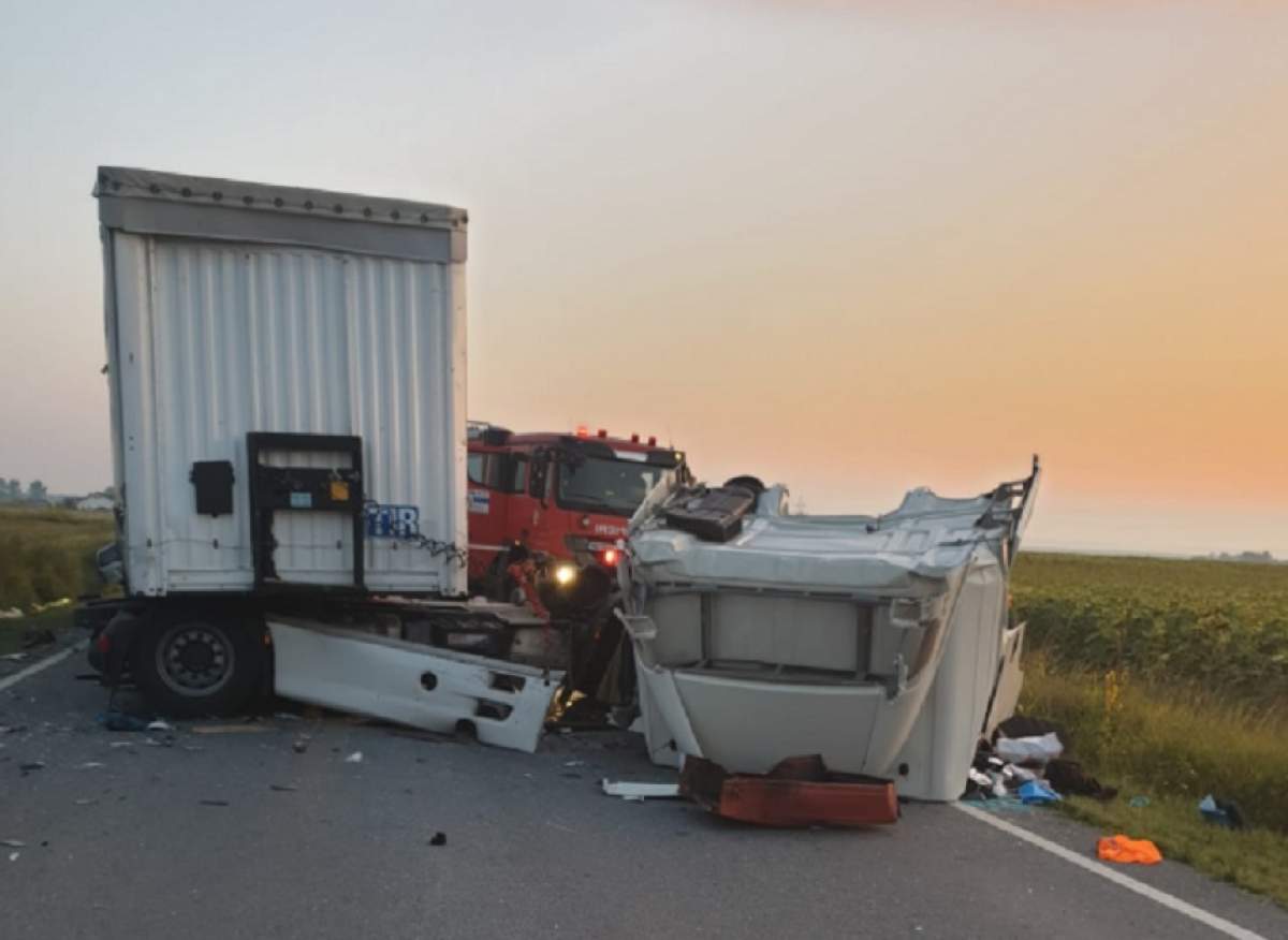 Accident grav în Mehedinţi! Două persoane au murit