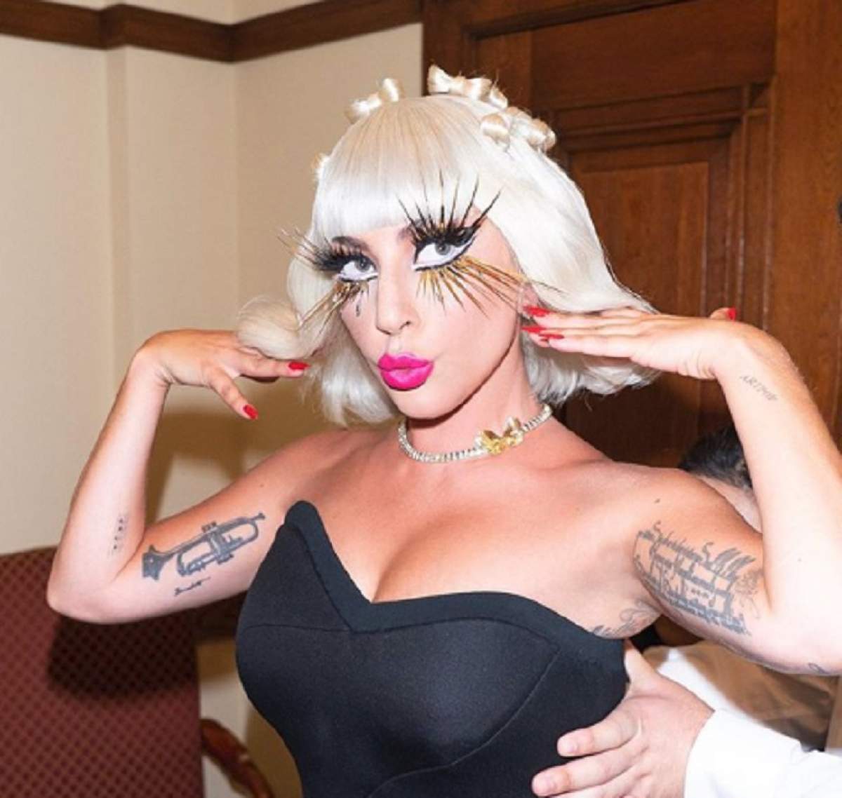 Lady Gaga s-a făcut de râs! Artista le-a povestit fanilor cu ce doarme în brațe, noapte de noapte: „Nu-mi lipsește”