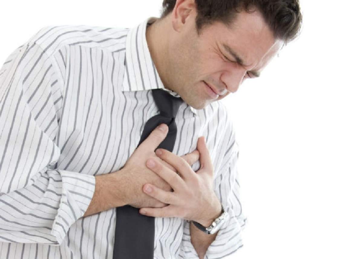 ÎNTREBAREA ZILEI: Care sunt motivele pentru care simţi înţepături în zona inimii?