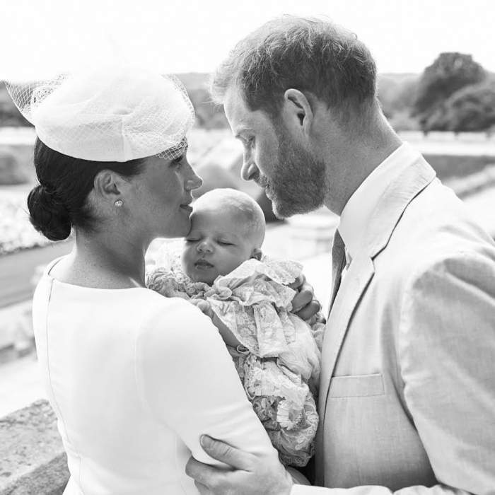Primele imagini de la botezul lui Archie, fiul lui Meghan Markle și al Prințului Harry. FOTO