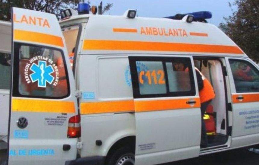 Accident cumplit în Vâlcea, cu 19 persoane implicate! A fost activat Planul Roșu de Intervenție