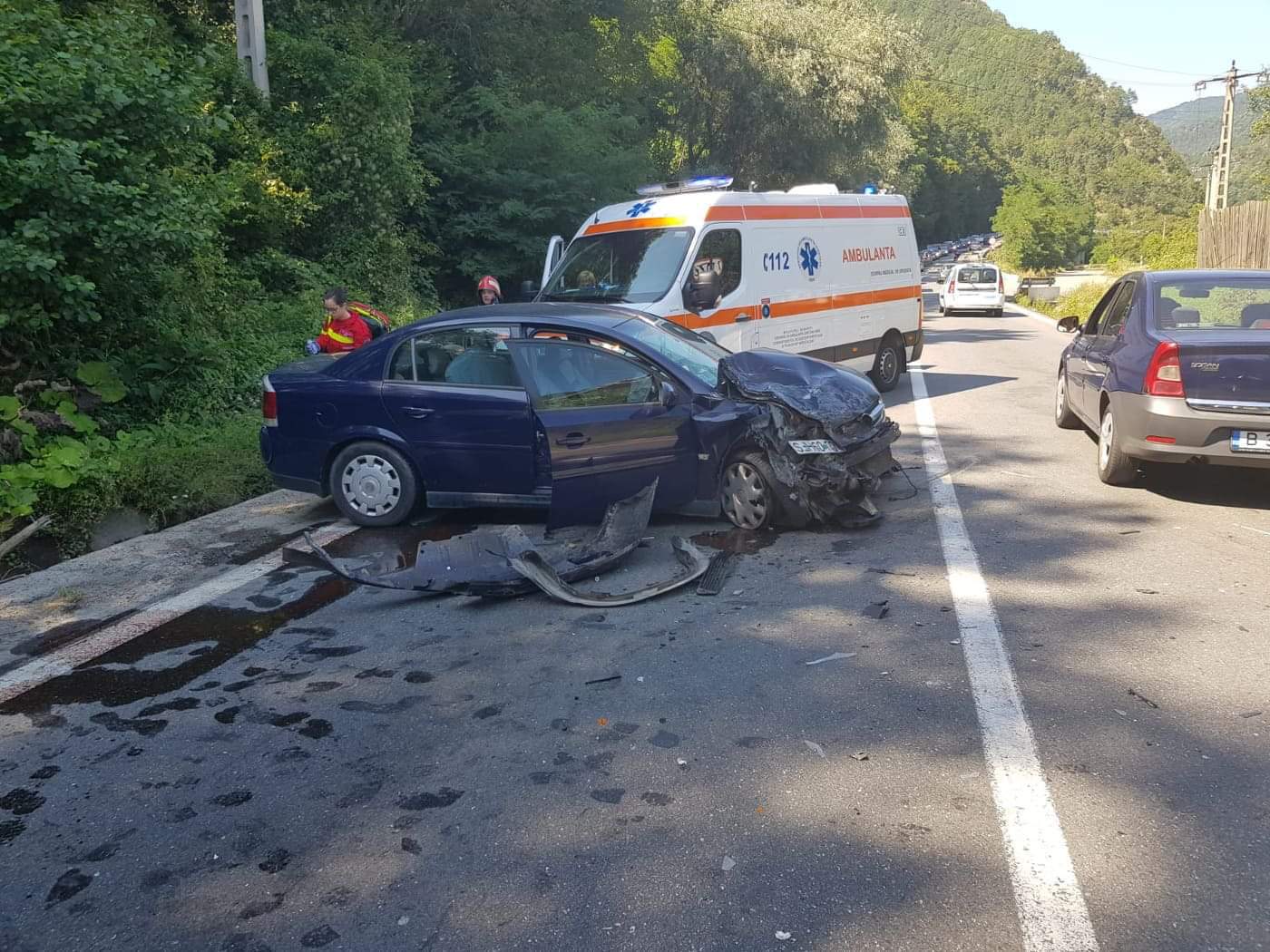 Accident cumplit în Vâlcea, cu 19 persoane implicate! A fost activat Planul Roșu de Intervenție