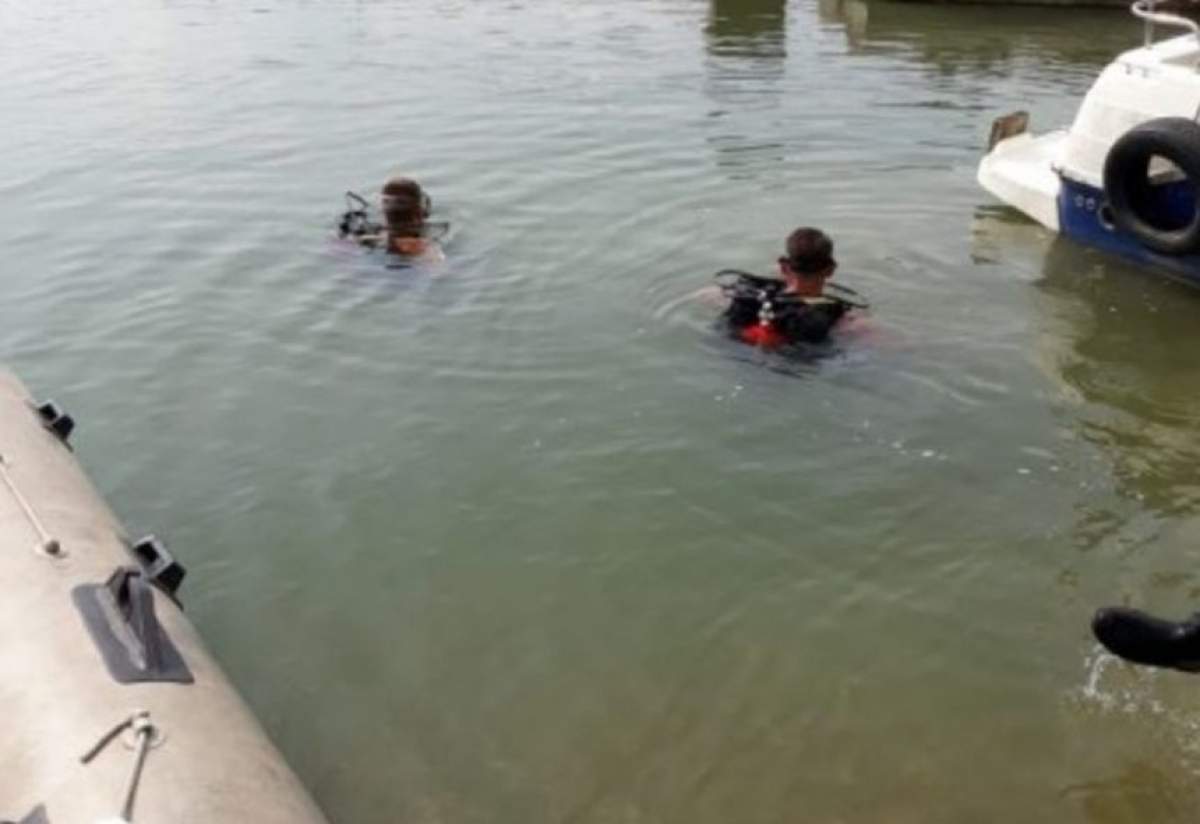 Căutări disperate în lacul Fundeni din Bucureşti. Un adolescent s-a aruncat cu maşina pentru a scăpa de Poliţie