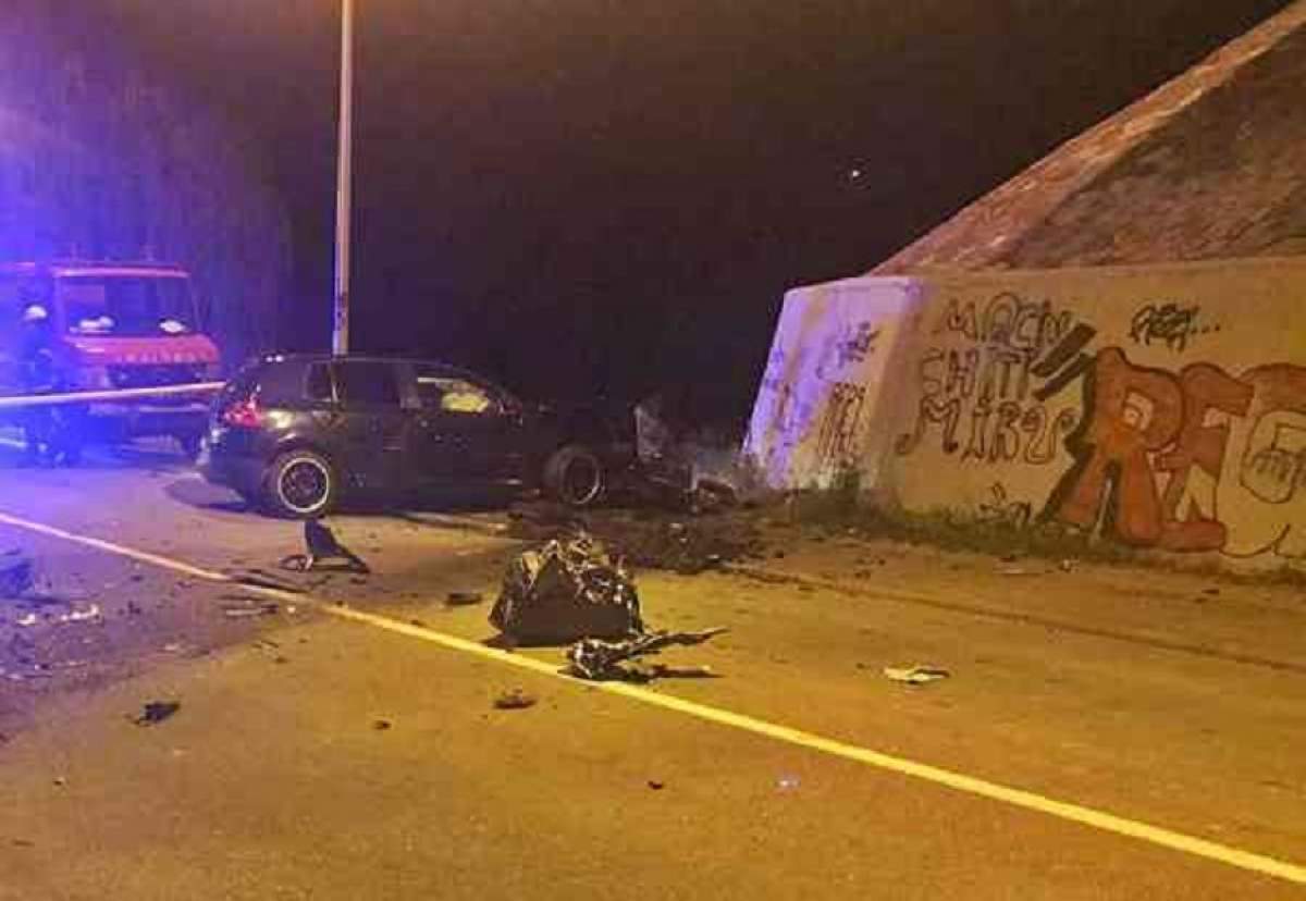 Un tânăr de 20 de ani a murit, după ce a intrat într-o pasarelă de beton, la Bistriţa