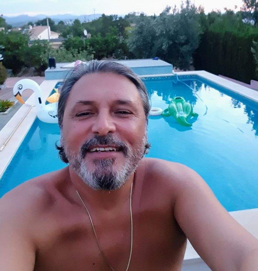 Cornel Galeş trăieşte pe picior mare, în Spania. Ce mai face fostul soţ al Ilenei Ciuculete după ce a vândut tot şi s-a mutat peste hotare