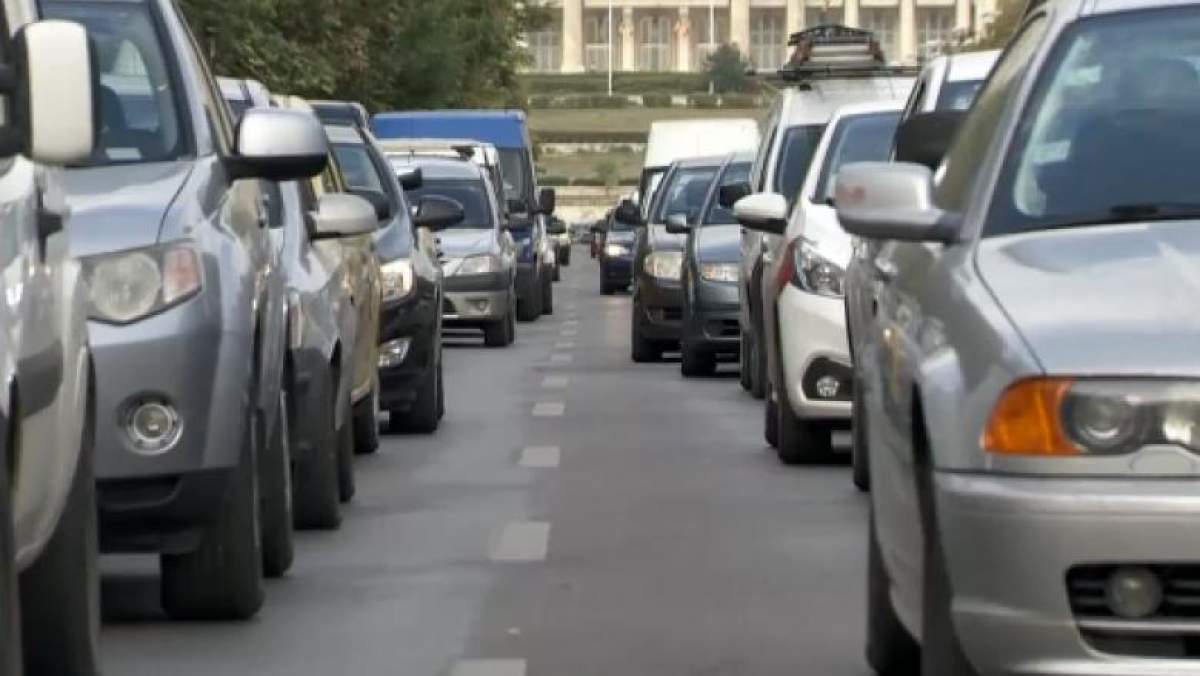 Mare atenţie! Noi amenzi în Bucureşti! Ce sumă plăteşti dacă parchezi neregulamentar