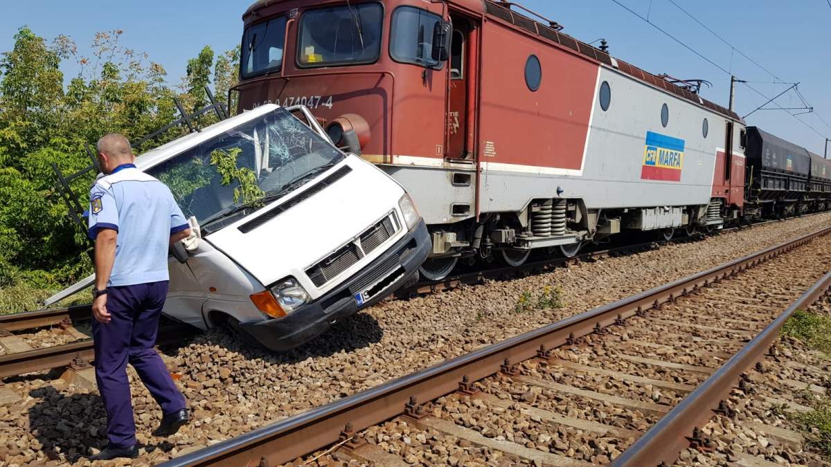 Accident feroviar mortal, în Iași! Un adolescent a reușit să se salveze, sărind pe geam. VIDEO