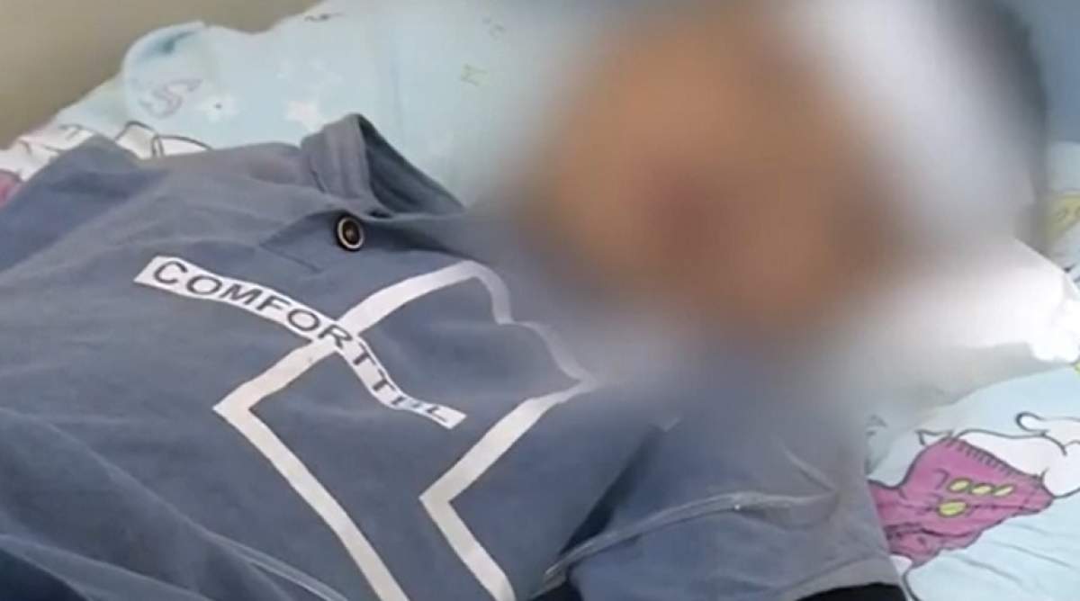 Un copil de 8 ani a șocat medicii, după ce s-a plâns de tuse puternică! Ce i-au găsit în gât / VIDEO