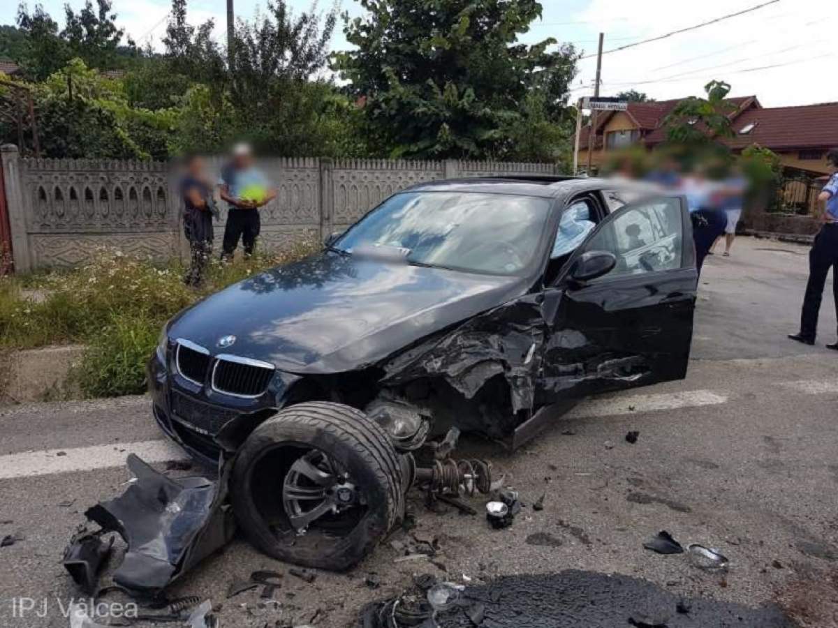 Accident grav în Râmnicu Vâlcea! Cinci persoane au ajuns la spital