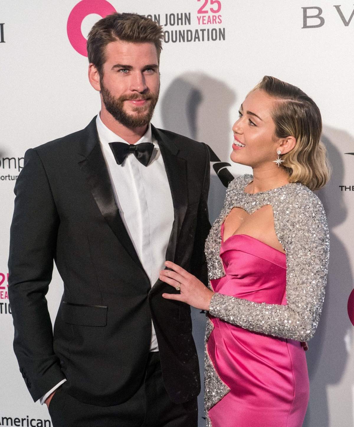 E oficial! Liam Hemsworth i-a cerut divorțul lui Miley Cyrus. Motivul este incredibil