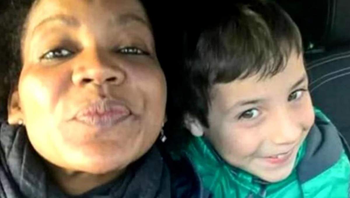 O femeie a ucis un băiat de 8 ani, pentru că a făcut-o urâtă. Cine era copilul