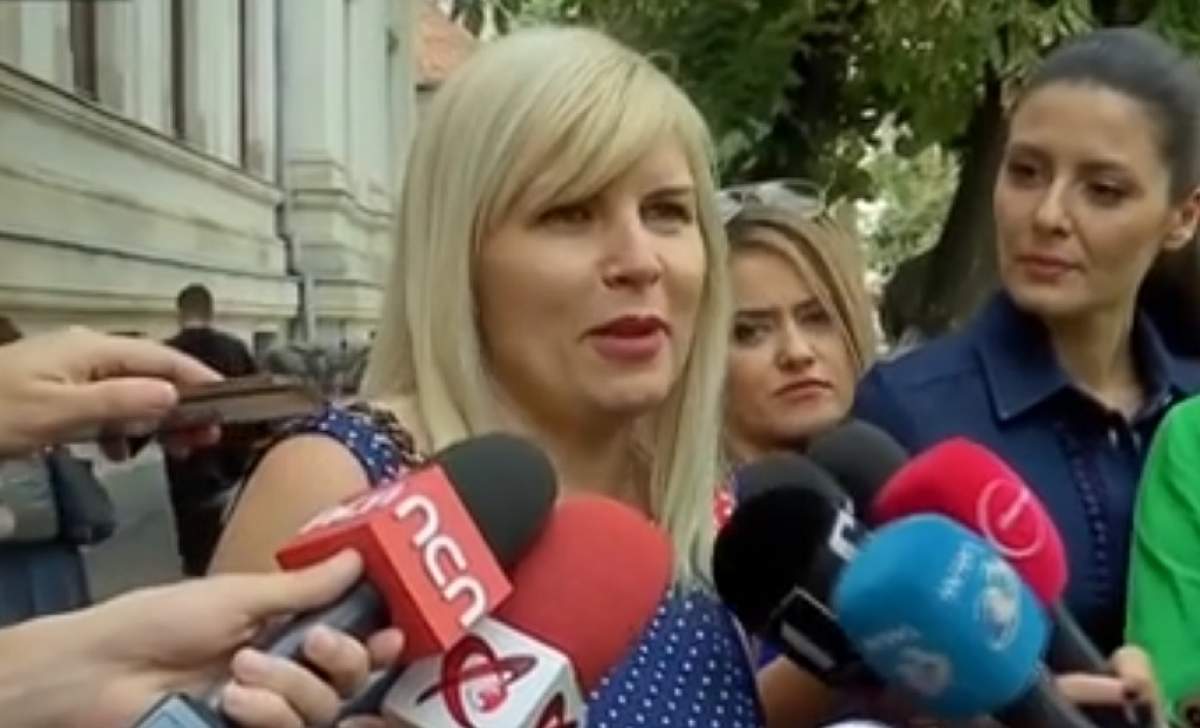 Elena Udrea, prima apariție publică de când s-a întors în ţară: "Mă bucur mult că sunt acasă"