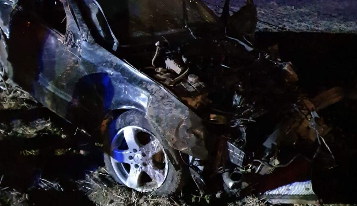 Accident grav în Constanţa! Un tânăr fără permis şi-a ucis prietenul aflat pe locul din dreapta / FOTO