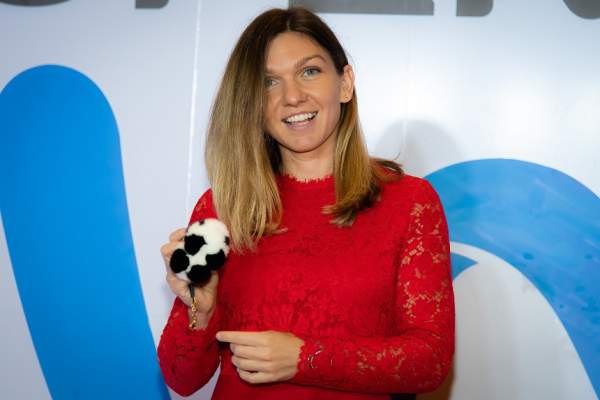 Simona Halep a împlinit 28 de ani! Modul original în care Darren Cahill i-a urat „La Mulţi Ani”