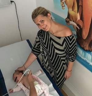 Alessandra Stoicescu, cu fetiţa la spital, la o lună după ce a născut! "Am făcut ecografiile"